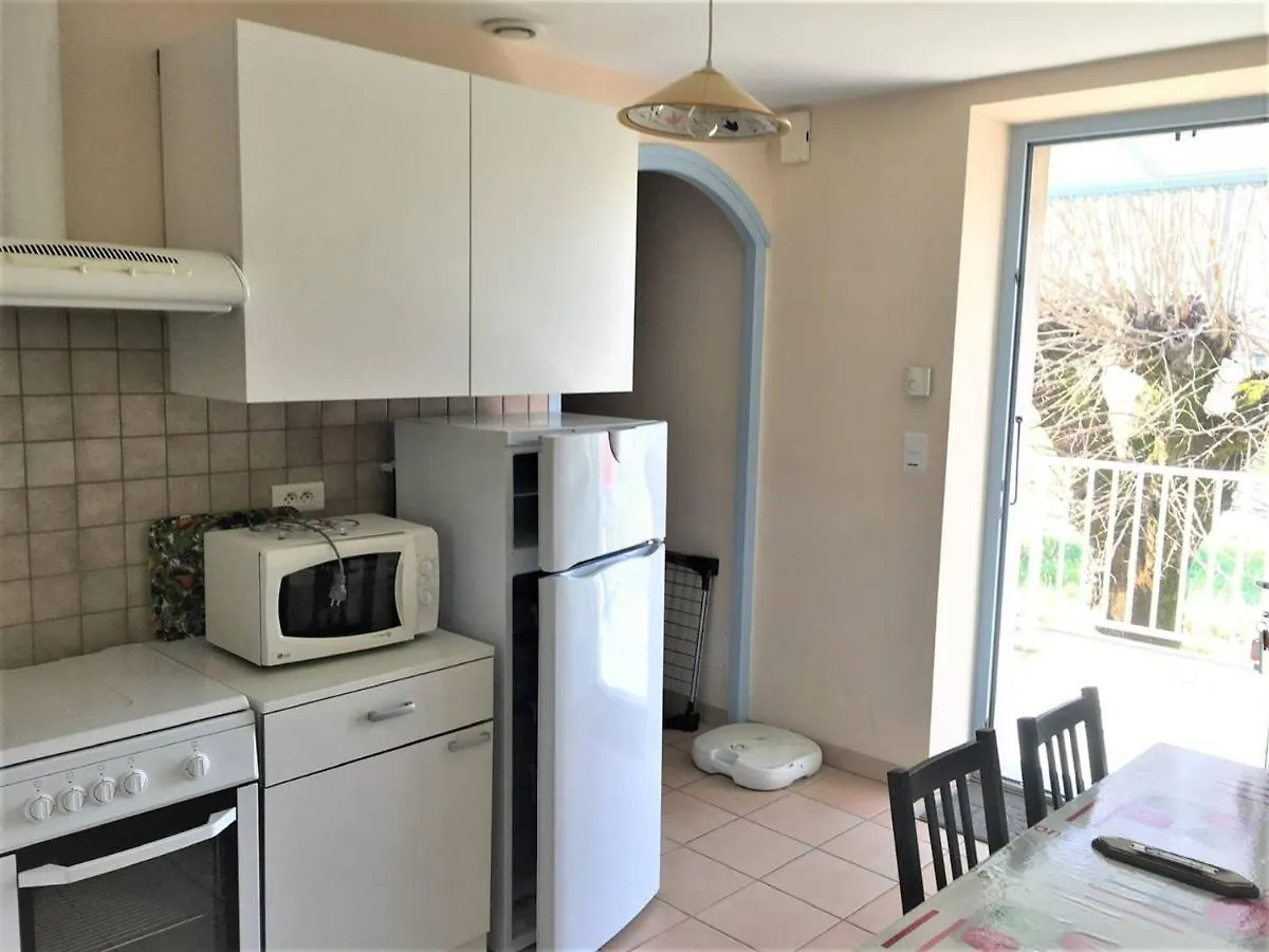 Holiday home Maison Accueillante Avec Jardin Clos Et Terrasse A 5 Min Du Centre De Ruoms Et De La Riviere Ardeche - Fr-1-697-2 Villa France